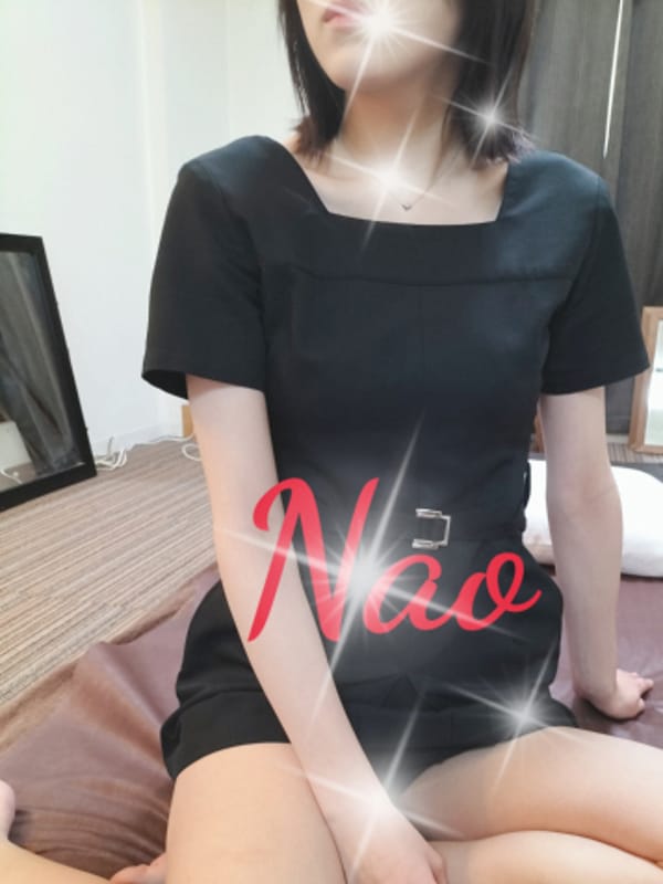 なお 20代前半