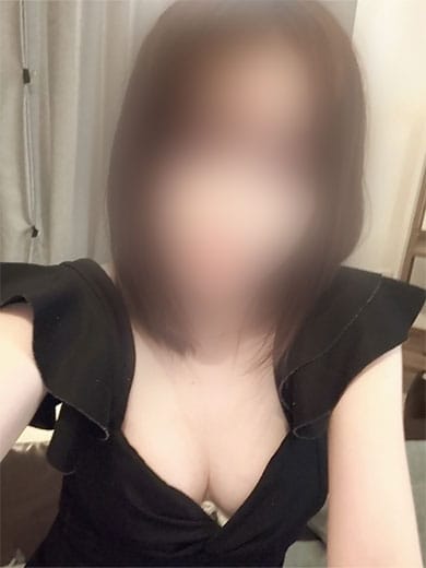 新人みちる|妻色兼美 千歳店で評判の女の子