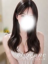 紫音(しおん)+1|vivienne -ヴィヴィエンヌ-でおすすめの女の子