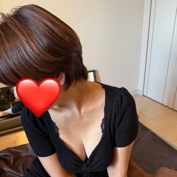 志保-しほ- | MRS.TENOR（ミセス テノール）(神戸・三宮)