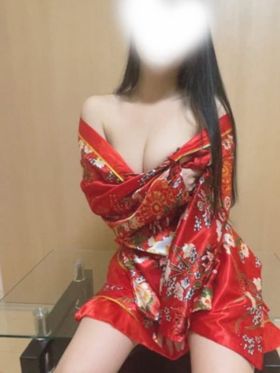 しおん|熊本市内メンズエステで今すぐ遊べる女の子