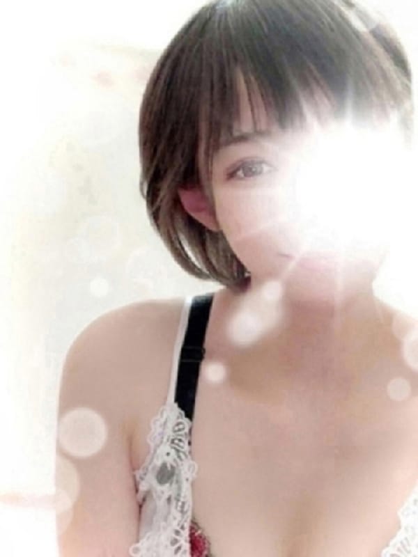 吉沢 しほ|Pure Whiteでおすすめの女の子