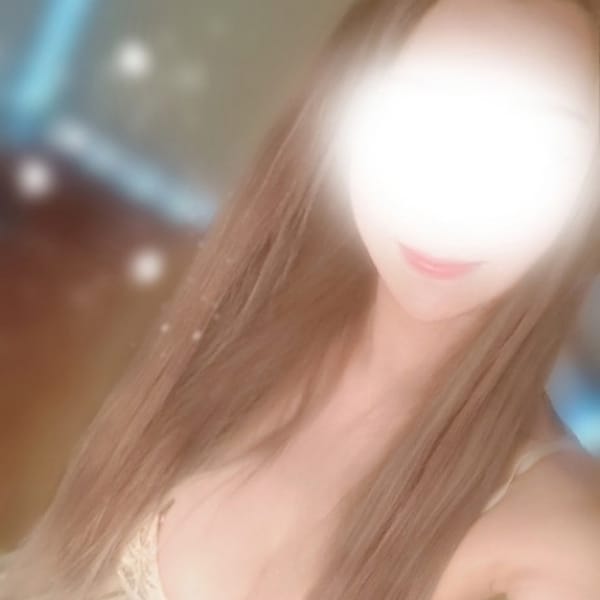 椎名　みな | Pure White(四条烏丸・烏丸御池・京都駅)