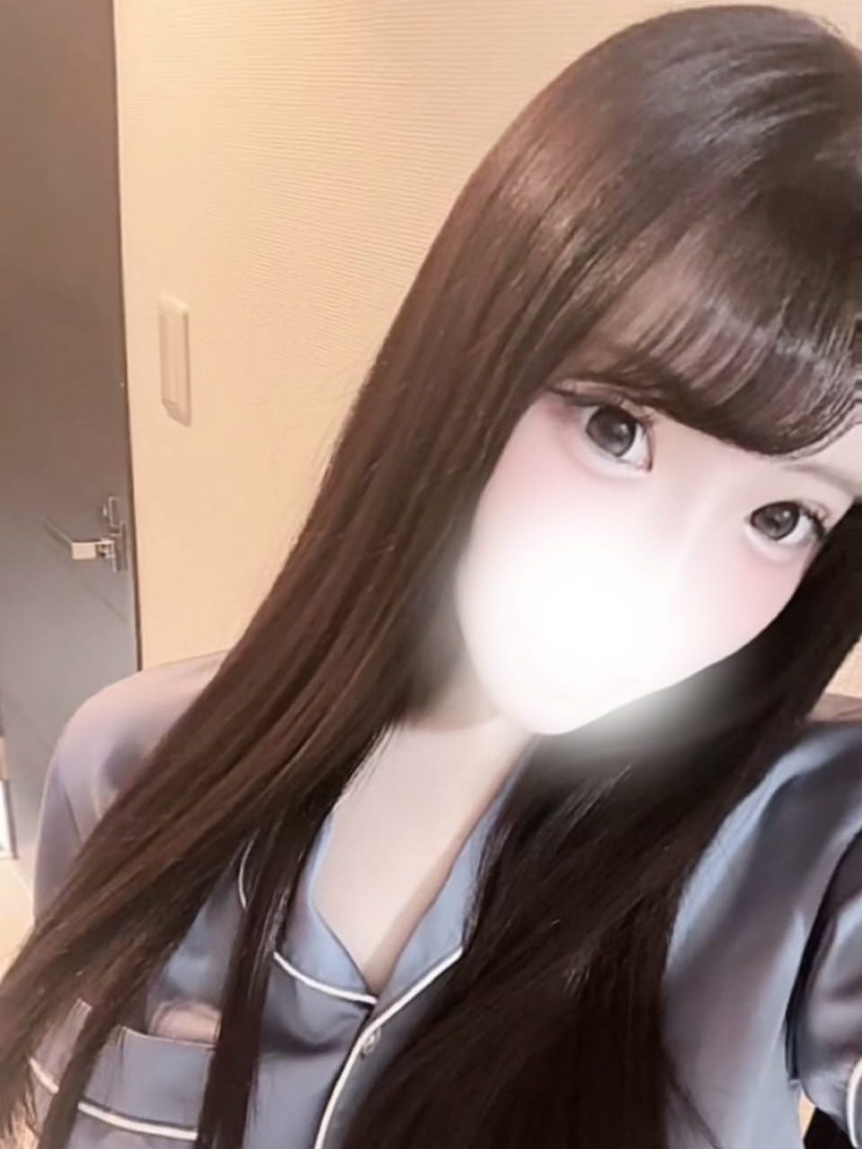 ねお|Pure room【ピュア ルーム】で評判の女の子