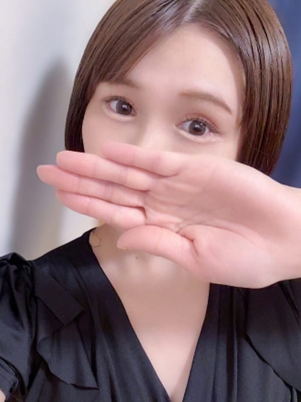 中山ちなつ