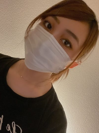 山崎ゆい