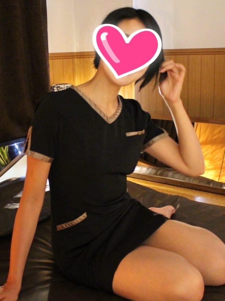 椎名（しいな）セラピスト