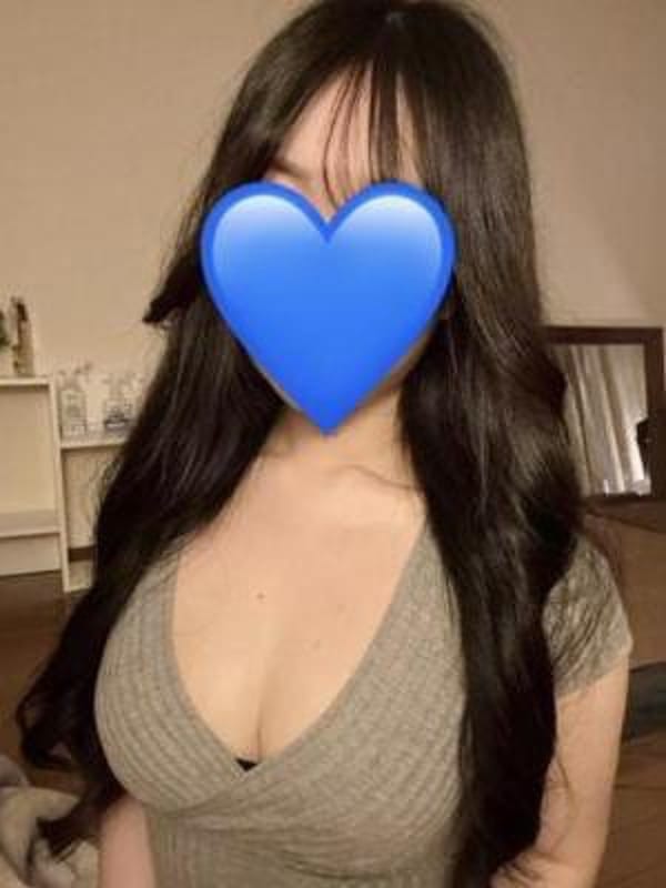 愛沢みれい