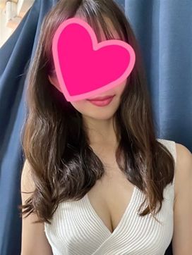 栗井|C.r.e.a.mで評判の女の子