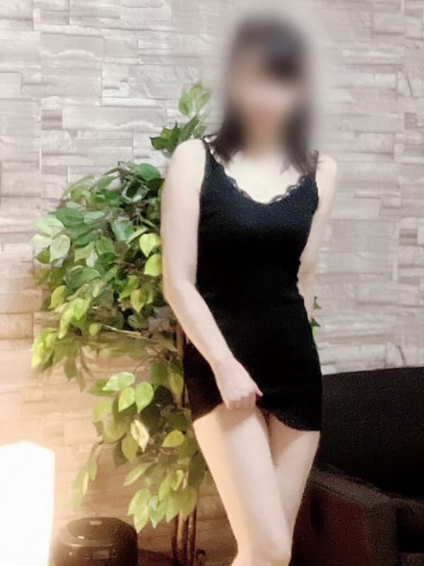 青山さくら|Refresh（リフレッシュ）でおすすめの女の子