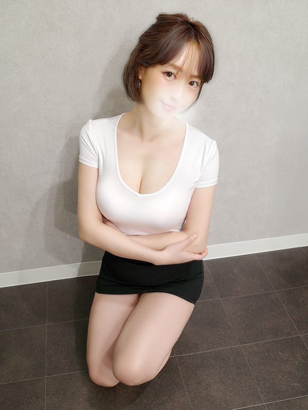 藤村まお|AQUAアクアプレミアムでおすすめの女の子