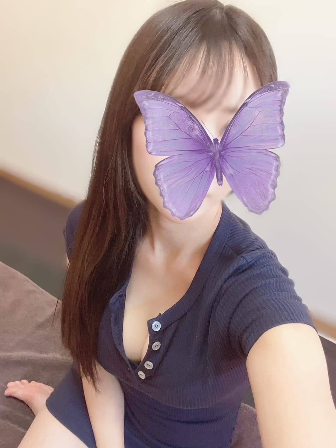 成瀬あかり|Vicca+plus.で評判の女の子