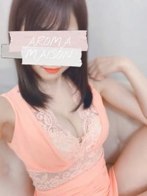 瑠川りか|アロマメゾン日本橋でおすすめの女の子
