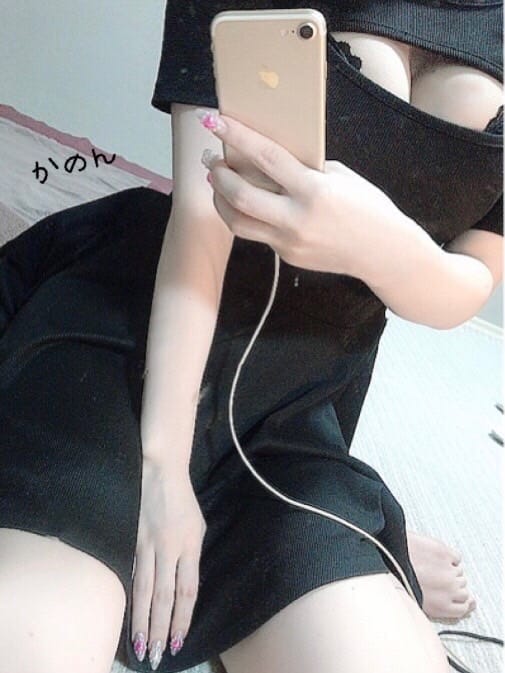 荻野かのん|プレジャースパでおすすめの女の子