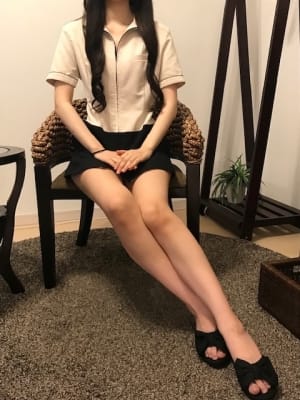 上原 すず|Velonica and cradle（ヴェロニカ アンド クレイドル）でおすすめの女の子