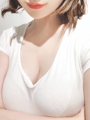 片瀬ななみ|メンズエステ 銀座でおすすめの女の子
