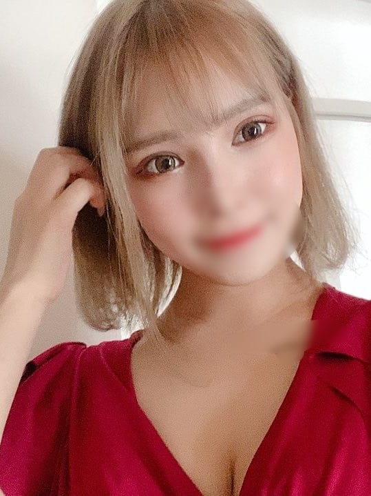 一条ひなの|世田谷美人で評判の女の子