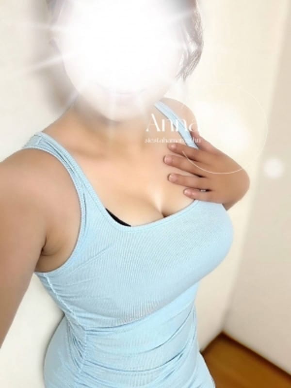 アンナ