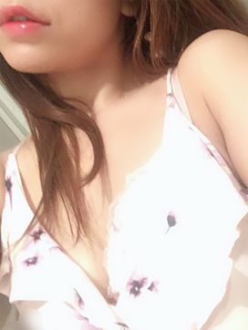 森崎 しずか|マリアージュで評判の女の子