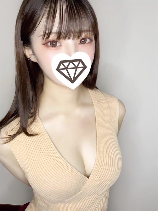 天羽 しお【超キレかわ・色白グラマー】