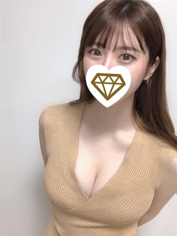 青葉 モカ【綺麗系美女・愛嬌抜群】