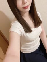岸山みり|らんぷグループ巣鴨店でおすすめの女の子