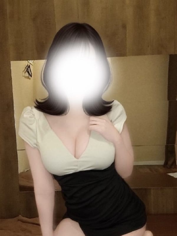 真白(ましろ)|リッチアロマでおすすめの女の子