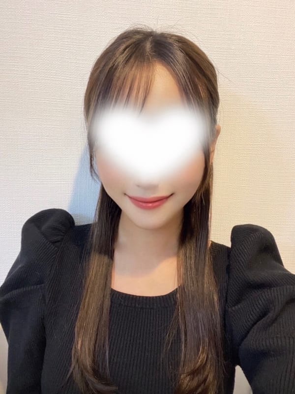 こころ|matom新宿御苑で評判の女の子