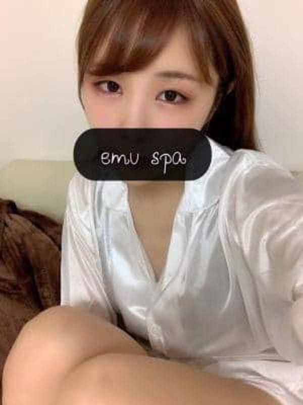 小柳るか|蒲田エミュスパで評判の女の子