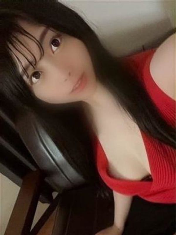 作間さな