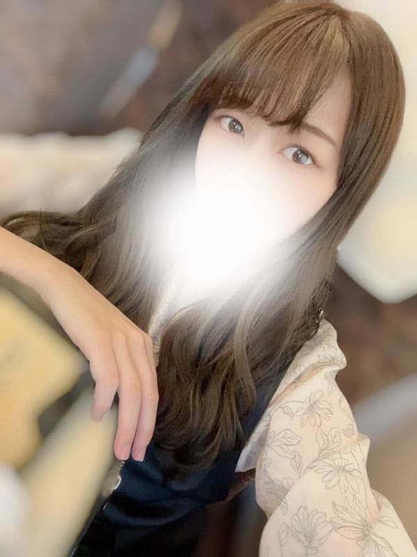 夏川ゆりあ