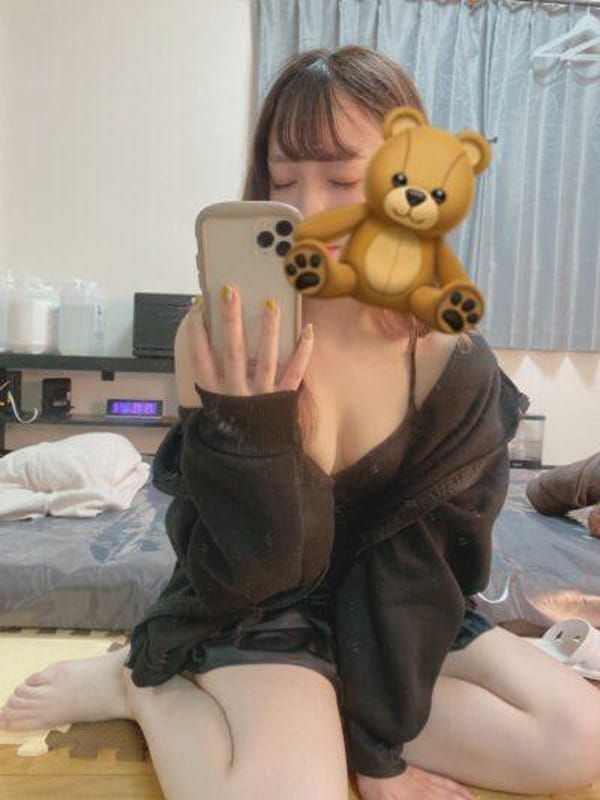 長谷部まみ