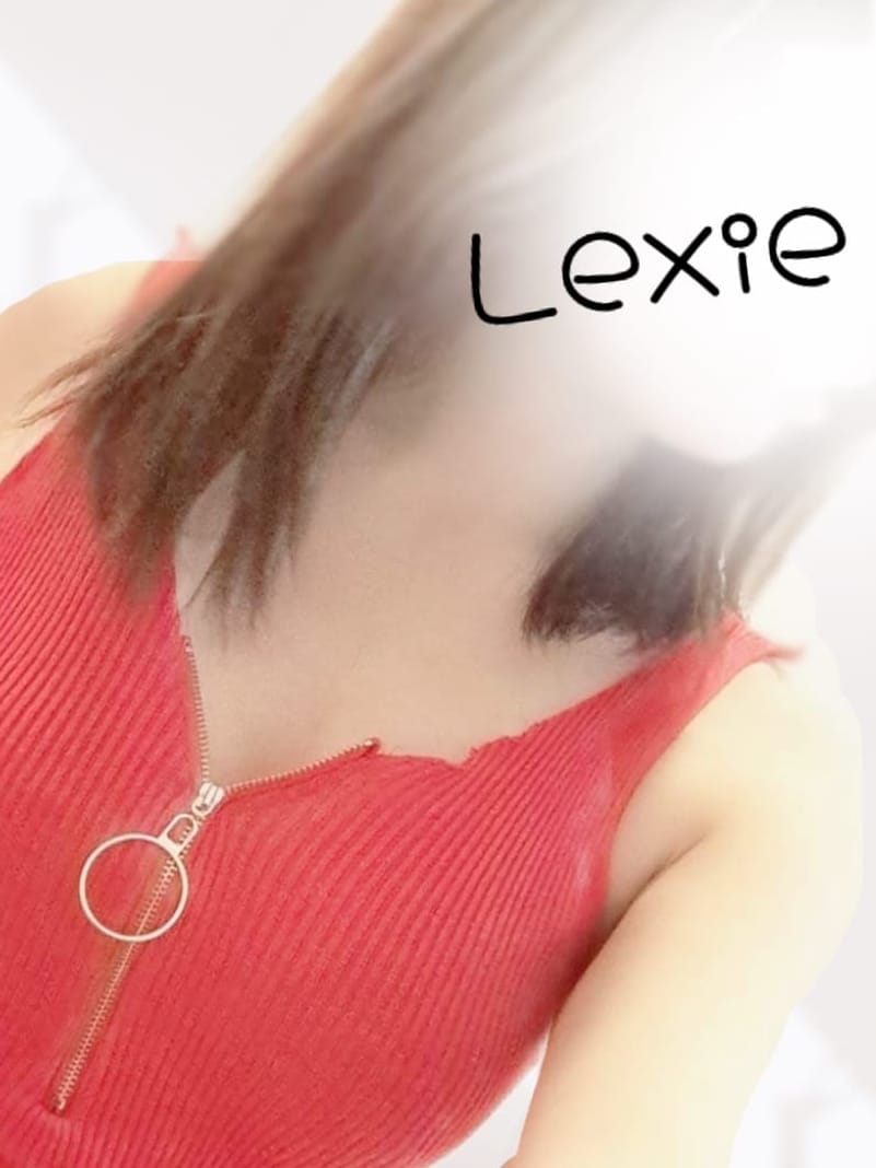 ひかり|Lexie (レクシー)でおすすめの女の子
