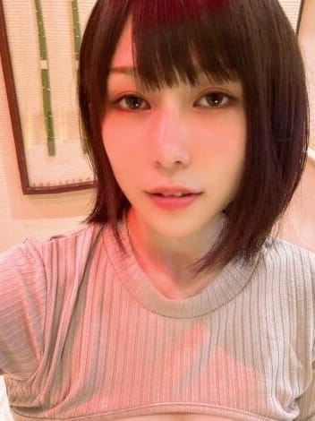 かなえ|幸せのアロマで評判の女の子