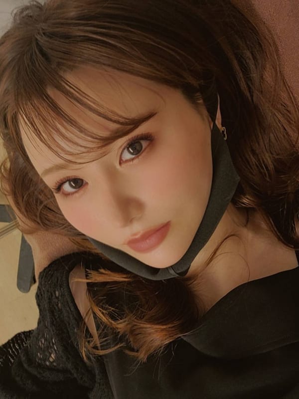 愛沢かれん|Jean Robin～ジャンロビン～でおすすめの女の子