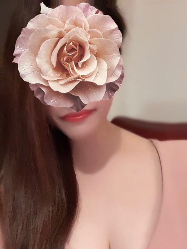 れい【全身に染み渡る“癒しの施術”】