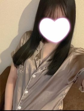 しおり|福岡市・博多メンズエステで今すぐ遊べる女の子