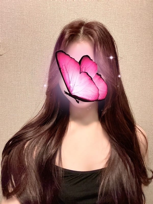 りんか【プレミア】【未経験の愛くるしい美少女】