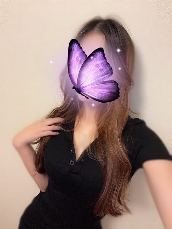 りりあ【キレカワ系S級美女♡】