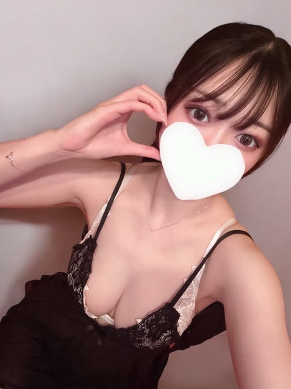 ろあ【可愛い系♡奇跡の美女】