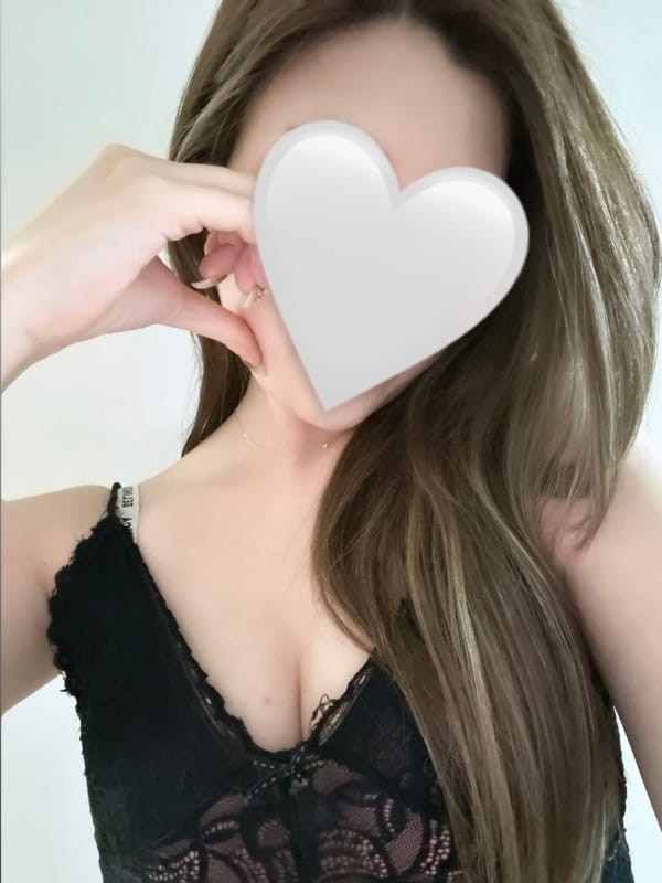 あきな【誰もが恋する妖艶美女】