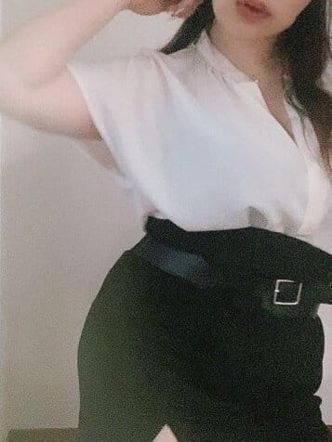 サラ|セラピス 新栄店でおすすめの女の子