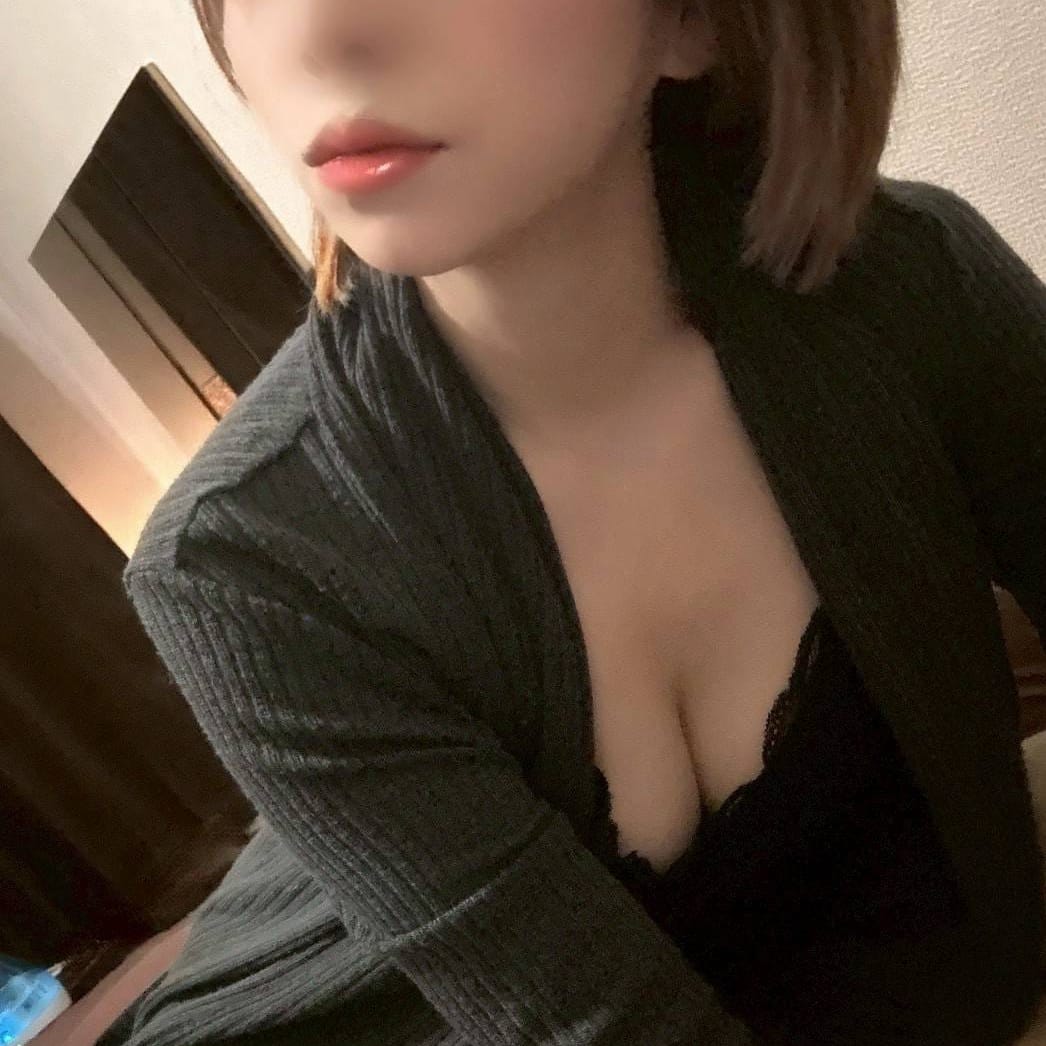 達海楓【美しく癒しのマーメイド】 | Mrs.AVANTI（ミセス・アバンティ）(福岡市・博多)
