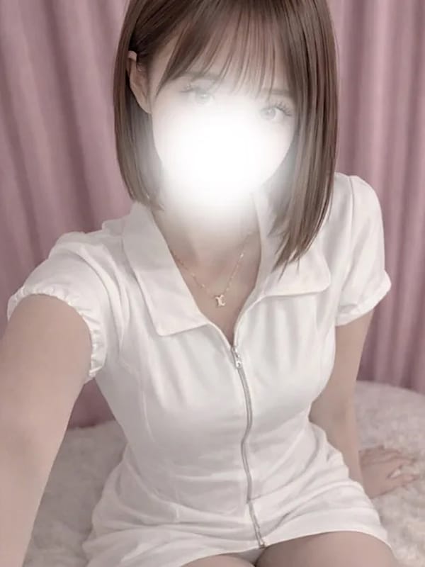 こはく|メンズエステWhiteでおすすめの女の子