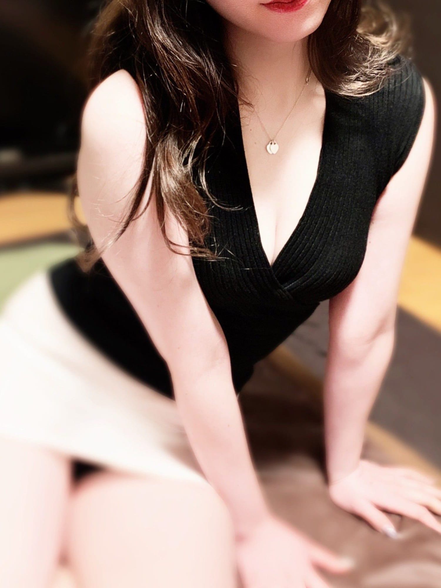 るい|Chloeでおすすめの女の子