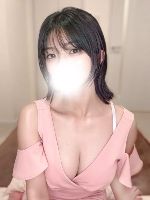 原らいか|マンション型メンズエステmoremore(モアモア)でおすすめの女の子