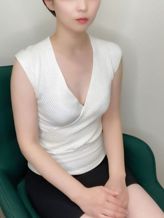 まなみ|アロマエステ エッセンスESSENCEでおすすめの女の子