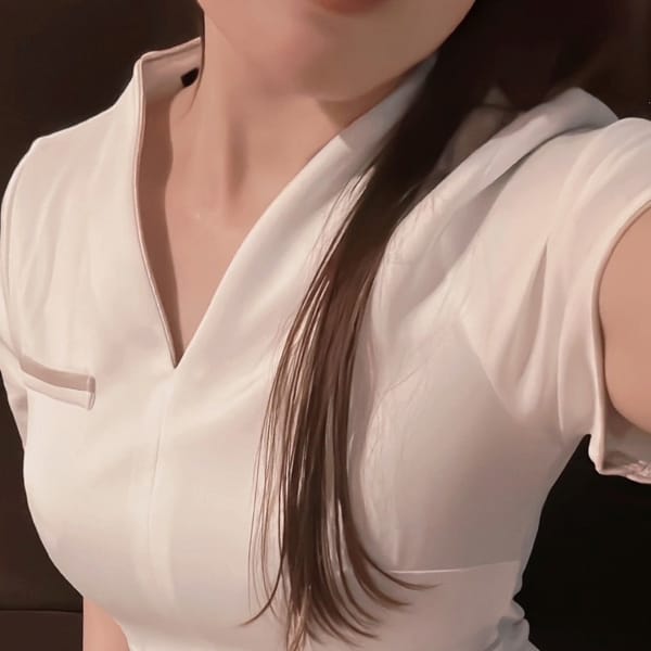 桐谷あやの【L】