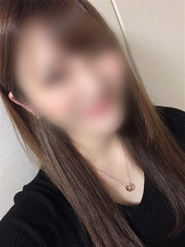 小嶋 なゆ