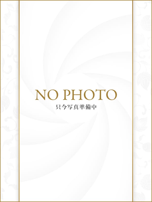  松下まの|Privéeで評判の女の子